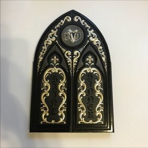 Kat Von D Saint Sinner Eyeshadow Palette